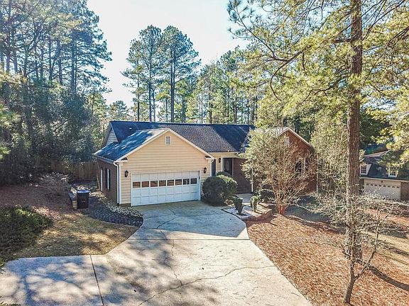 180 W Hedgelawn Way, Southern Pines, NC 28387 | Zillow