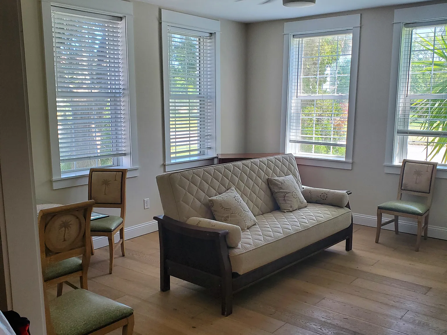 12 Arpieka Ave — Photo 3
