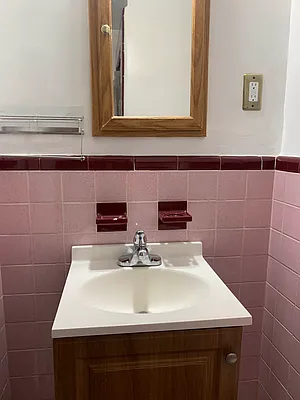Rented by Voro, LLC | media 9