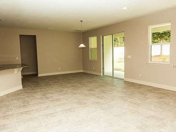 4th image of 607 Gordonia Ct