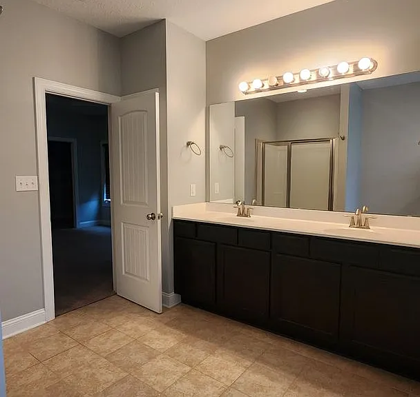 250 Sailor St — Photo 19