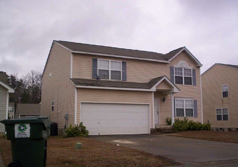 2nd image of 117 Cascade Dr