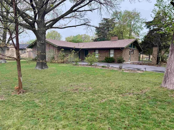 649 S Wetmore St, Wichita, KS 67209