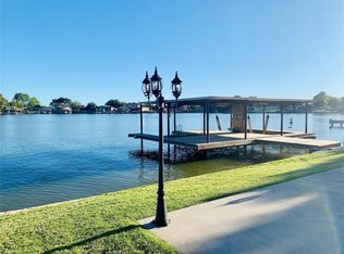 1923 Ports O Call Ct, Granbury, TX 76048