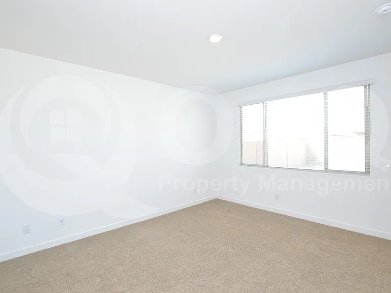 9332 W Glenrosa Ave — Photo 16
