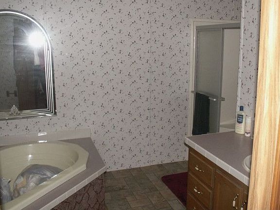 5th image of 824 Flamingo Dr