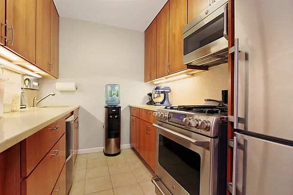 Sold by Corcoran | media 2