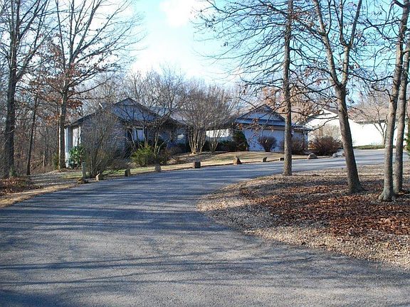5th image of 7 McElroy Ln