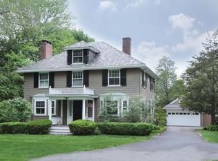 10 Concord Rd, Wayland, MA 01778