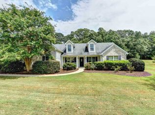 45 Lamar Ln, Hoschton, GA 30548