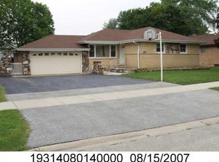 8524 Neenah Ave, Burbank, IL