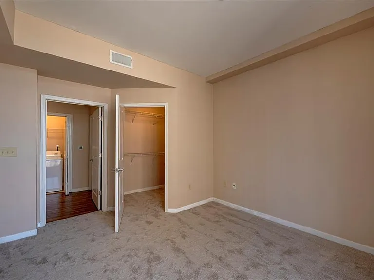 3040 Peachtree Rd NW #813 — Photo 16
