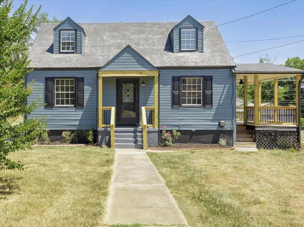 603 Yorkshire St, Salem, VA 24153