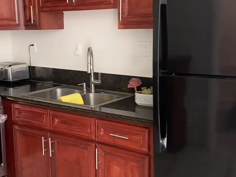 1472 Loma Ave — Photo 17