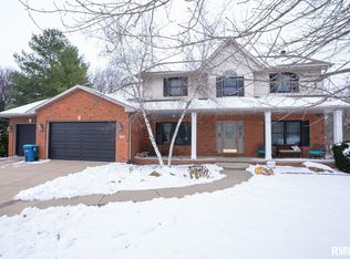 7521 Southport Ln, Springfield, IL 62711