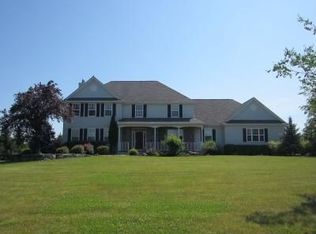 18 Ferris Wheel Dr, Lambertville, NJ 08530
