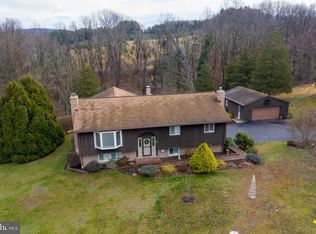 5081 Ridgewood Rd, Sinking Spring, PA 19608