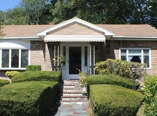 2 Green St, Randolph, MA 02368