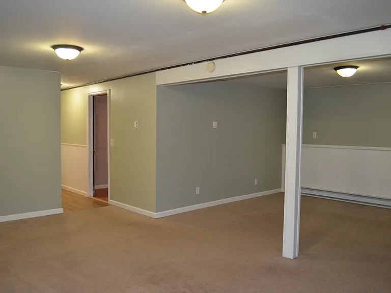 599 Clifton Park Center Rd — Photo 15