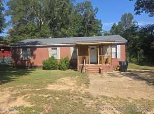 410 Countryside Rd, Vicksburg, MS 39180
