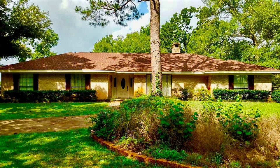 1st image of 310 Trailwood Dr