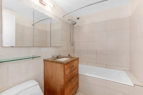 Rented by Compass | media 8