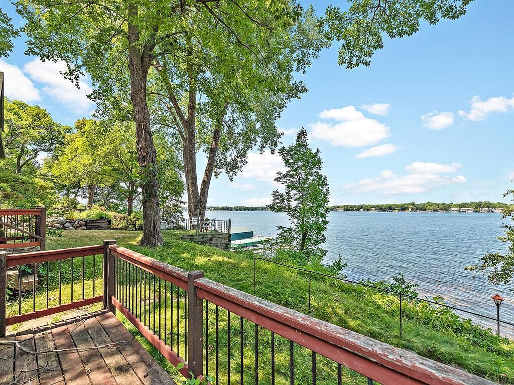 162 W Lake St, Excelsior, MN 55331 Zillow