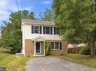 100 Oakmont Cir, Winchester, VA 22602
