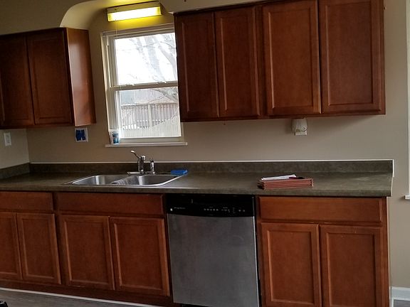 Kitchen pic 1