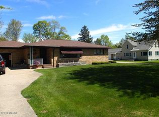1718 Shettler Rd, Muskegon, MI 49444