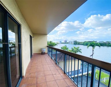 5249 NW 7th St APT 219, Miami, FL, 33126