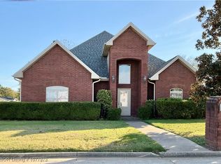 2201 L St, Barling, AR 72923