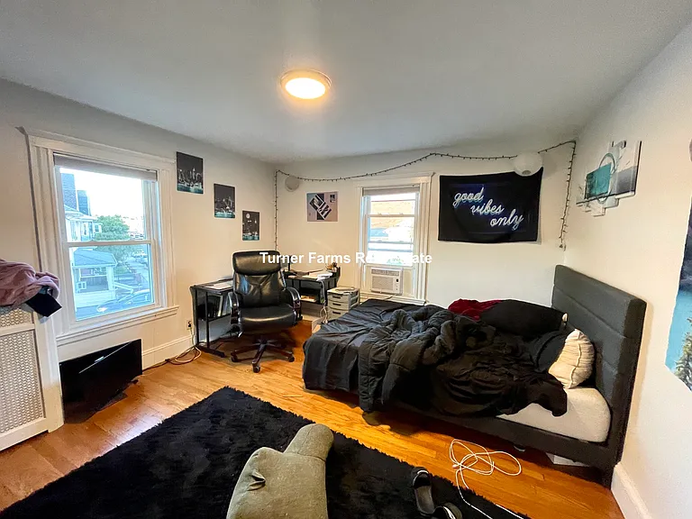 Saint Clements Rd — Photo 29