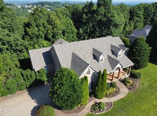 1184 Cliffview Cir, Gray, TN 37615