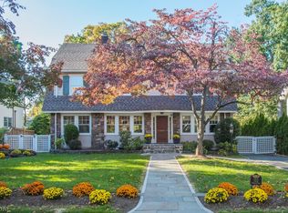 152 Christopher St, Montclair, NJ 07042