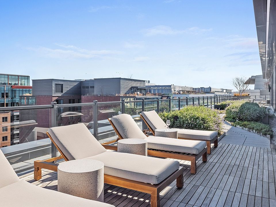 Outdoor terrace located on the rooftop.