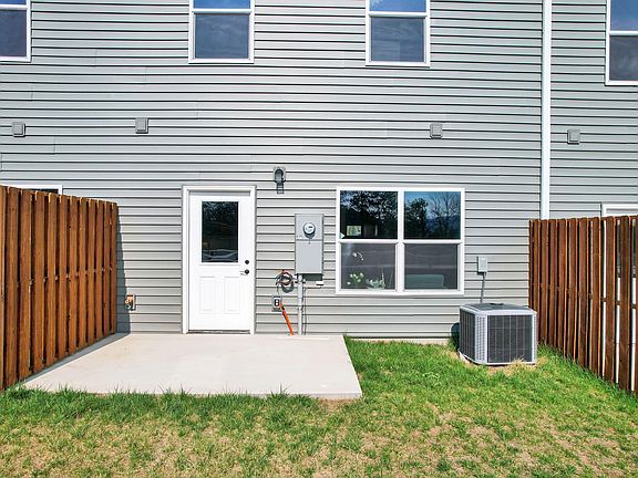 3rd image of 3335 Walters Springs Rd NW