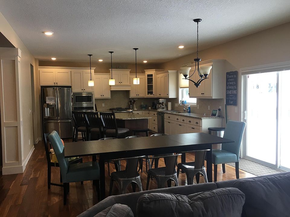 1st image of 4740 Sunflower Dr