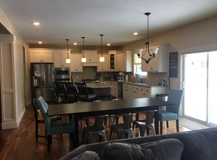 4740 Sunflower Dr, Woodbury, MN 55129
