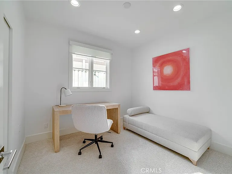 608 Heliotrope Ave — Photo 24