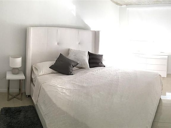 5th image of 3250 NE 1st Ave APT 544