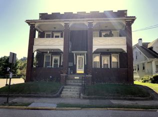 1637 Quarrier St APT 3, Charleston, WV