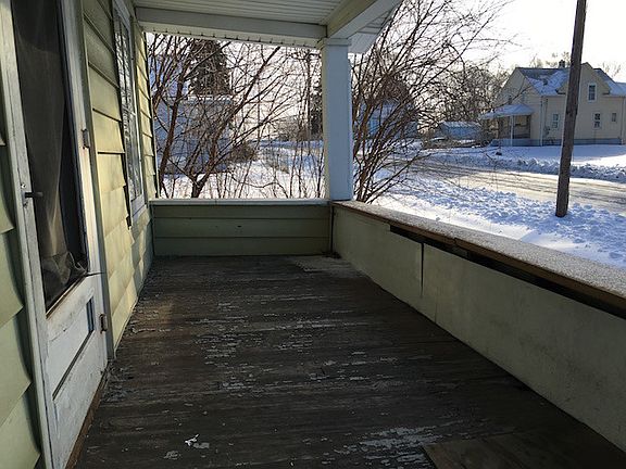 2nd image of 1017 Lincoln Ave