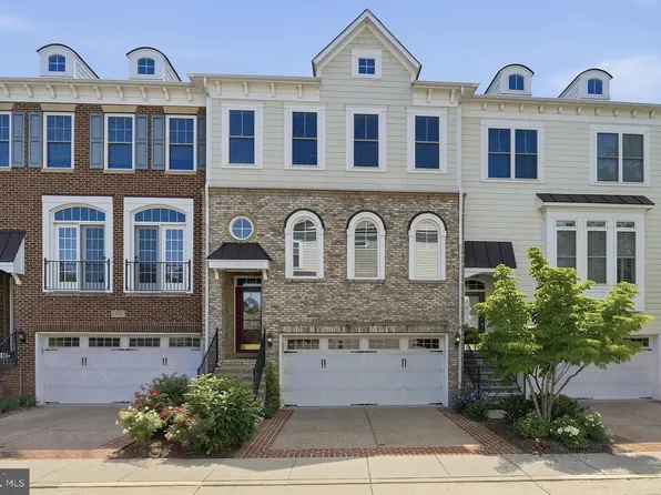 508 Hollingsworth Ter, Herndon, VA 20170