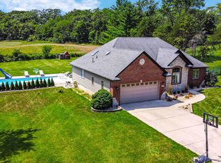 9120 Henry St, Dyer, IN 46311