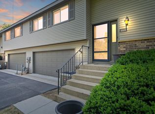 4169 Sylvia Ln S, Shoreview, MN 55126