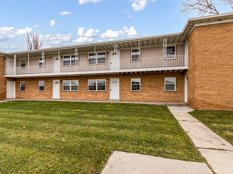 502 E Merrill Ave #8 — Photo 14