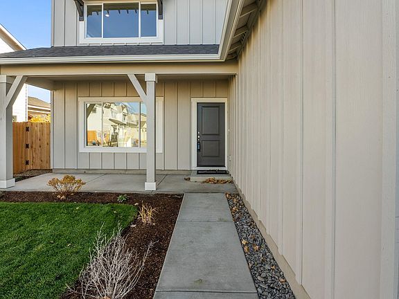 4th image of 61624 SE Evie Dr #13