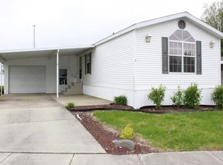 7 Beech Dr, Springfield, OH 45502