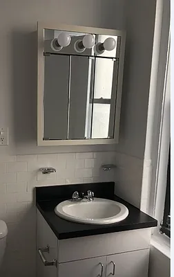 Rented by Solil Management | media 5